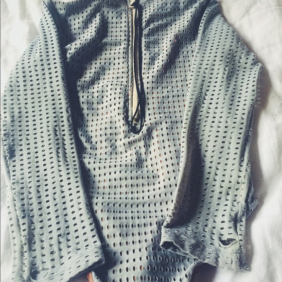 Acacia kids 1 piece swimsuit & mesh rash guard - Picture 2 of 5